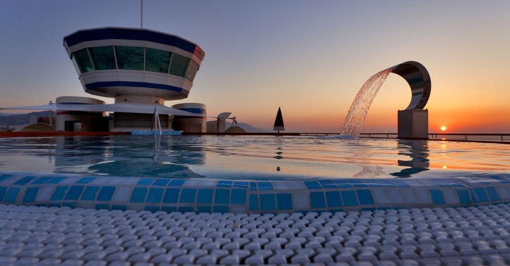 Yacht Club Marina Di Loano Exterior foto